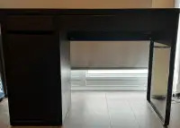 IKEA Micke desk in Black