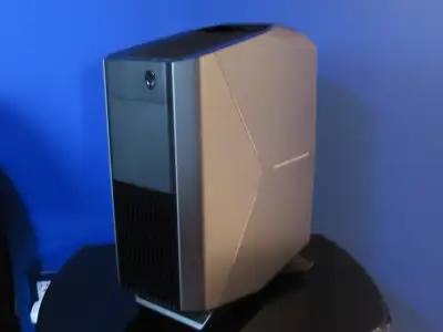Dell Alienware Aurora R6, i7-7700, 16GB DDR4, 500GB SSD, View more