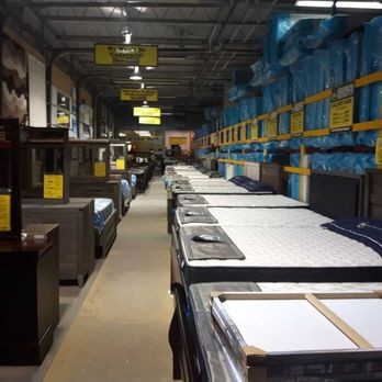 FINAL SALE MATTRESSES: Twin, Double, Queen, King in Beds & Mattresses in Vancouver