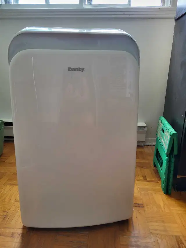Climatiseur portatif  14000btu in Other in Longueuil / South Shore - Image 2