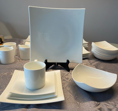 Service de vaisselle porcelaine style japonais