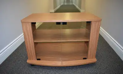 Table sur roulettes pour divers media (TV etc.), View more