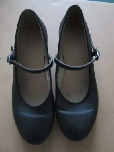 Bloch Tap Dance Shoes size 6, View more