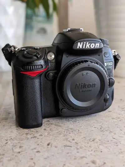 Nikon D7000 in great condition, View more