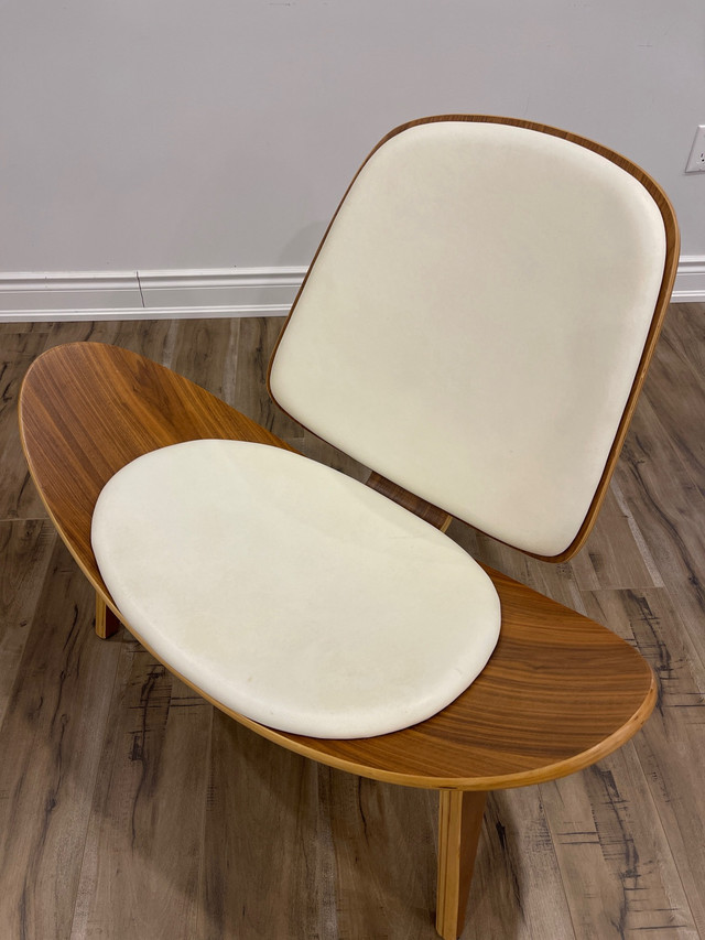 Shell Chair in Chairs & Recliners in Markham / York Region