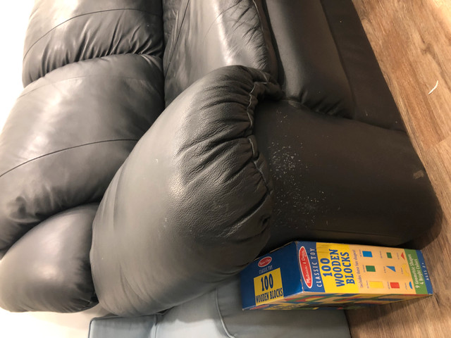 3 Piece black leather couch set - 1,2 and 3 seater m in Couches & Futons in Mississauga / Peel Region - Image 3