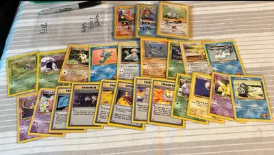 Part of my collection as a kid, I put everything in penny sleeves although condition varies Includes...