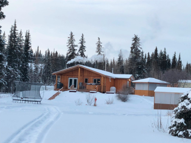 A piece of paradise inStewart Crossing, Yukon in Houses for Sale in Whitehorse - Image 2