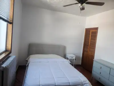 Master bedroom for rent asap $1100 all utilities included 2bed 1bath apartment (you will be sharing...