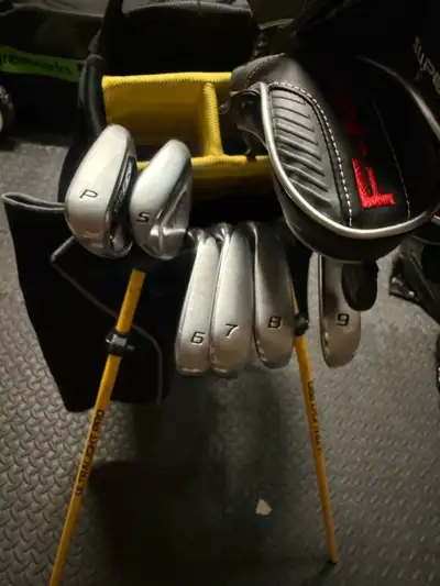 Cobra F-max superlite golf set, View more