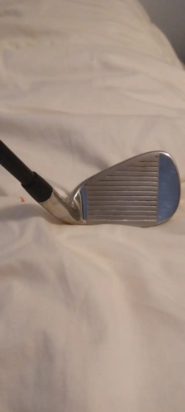 Nike Brand Youth golf clubs left handed in Golf in City of Toronto - Image 5