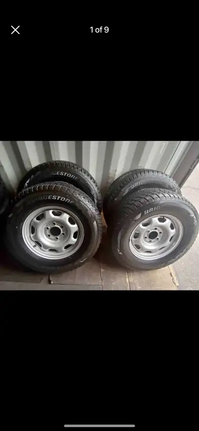 Set of 4 BRIDGESTONE winter tires with rims (265 70 17) pattern (6×135) TPMS 2016 FORD F150 Dot 2023