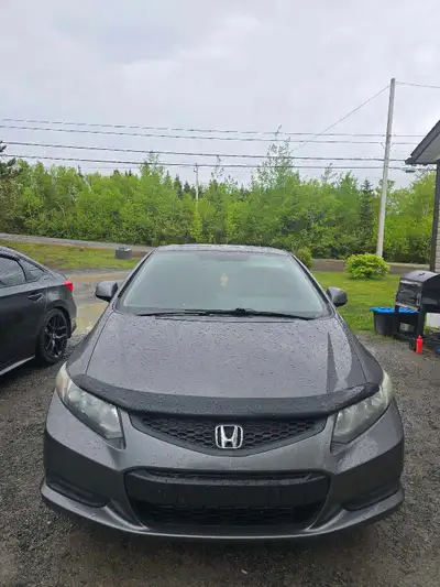 FOR SALE 2013 Honda Civic Coupe (2 Door) 5 Speed Standard , 173,200 KM , Great on fuel ,Runs and dri...