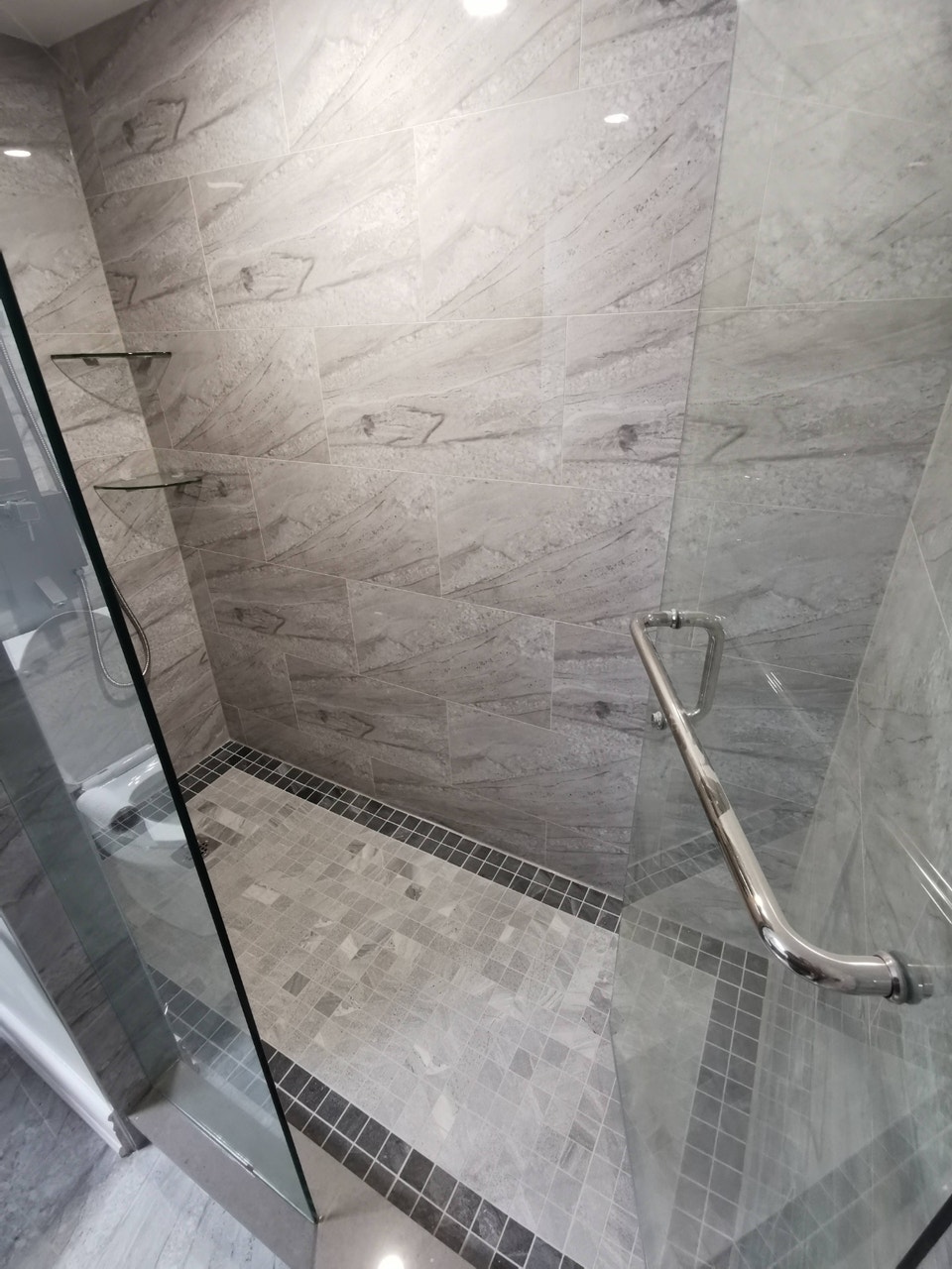 2 Beds 1 Bath Basement Apartment 5
