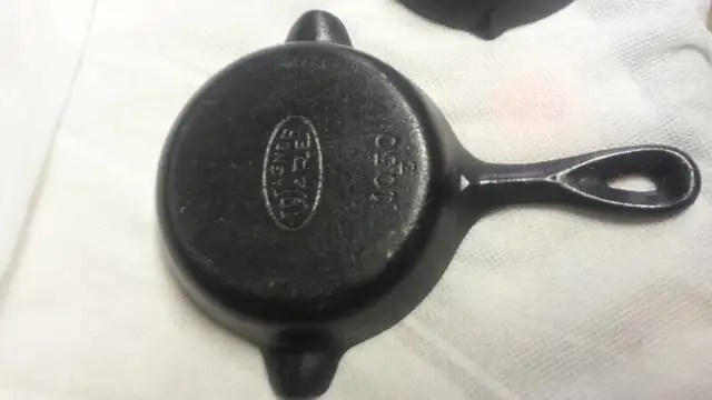 Vintage Teton Co limited 10 inch & 2 small decorative in Arts & Collectibles in Red Deer - Image 8