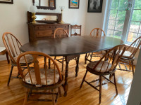 Antique Oval Dining Room Solid Wood Table and Chairs