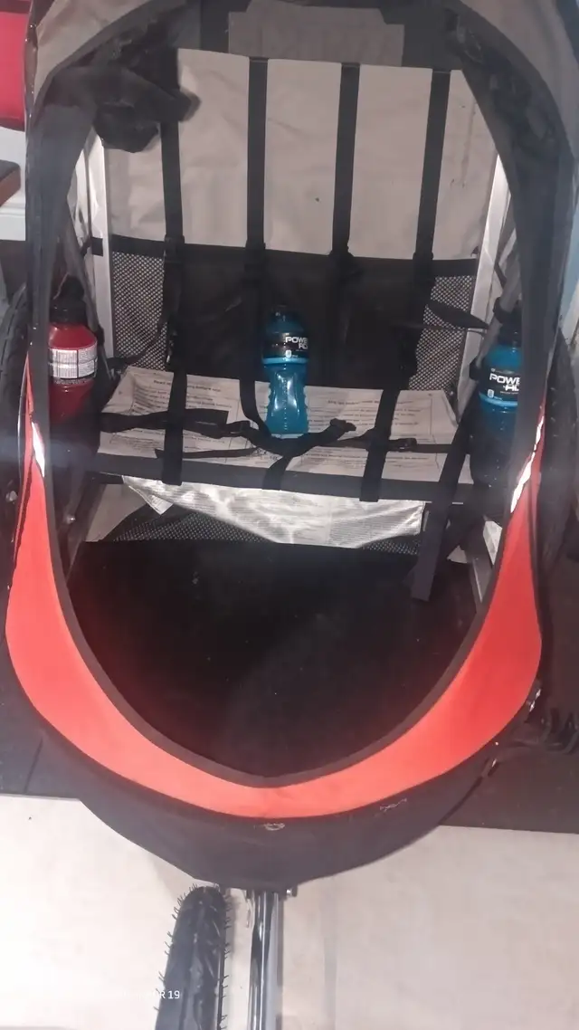 Wike “Chariot” Premium Double Children's Bike Trailer, Jogger. in Strollers, Carriers & Car Seats in City of Toronto - Image 5