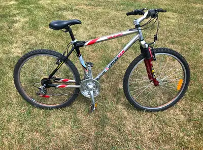 Mountain bike Sportek 21 speed bicycle Its 18 inch frame size , 26 inch tires has the front shocks,...