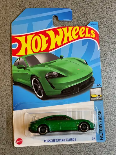 Hot wheels Porsche Taycan turbo S Green, View more