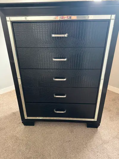 Dresser Set, View more