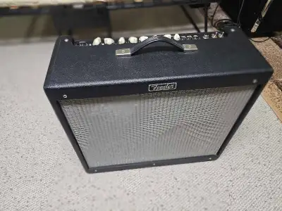 FENDER HOT ROD DEVILLE MINT PREMIUM IV 212 Amp, View more