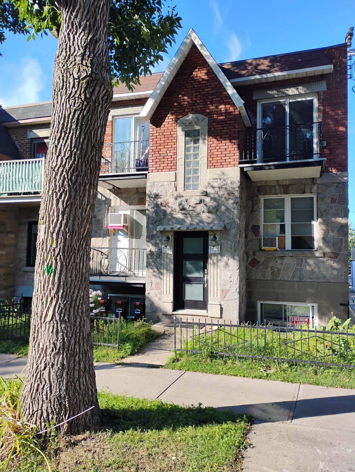 3 ½ entièrement rénové, Demi-sous-sol Rosemont / 24E — photo 1