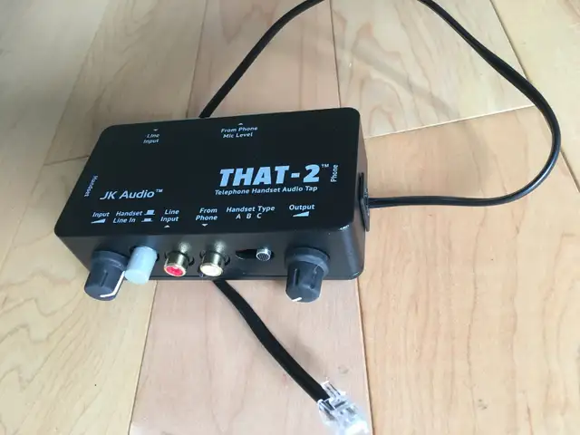 Audio music equipment: mic's, headphones, mix, cables in Pro Audio & Recording Equipment in Oakville / Halton Region - Image 2