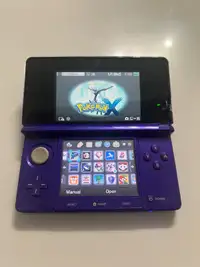 Nintendo 3DS with 22 Games