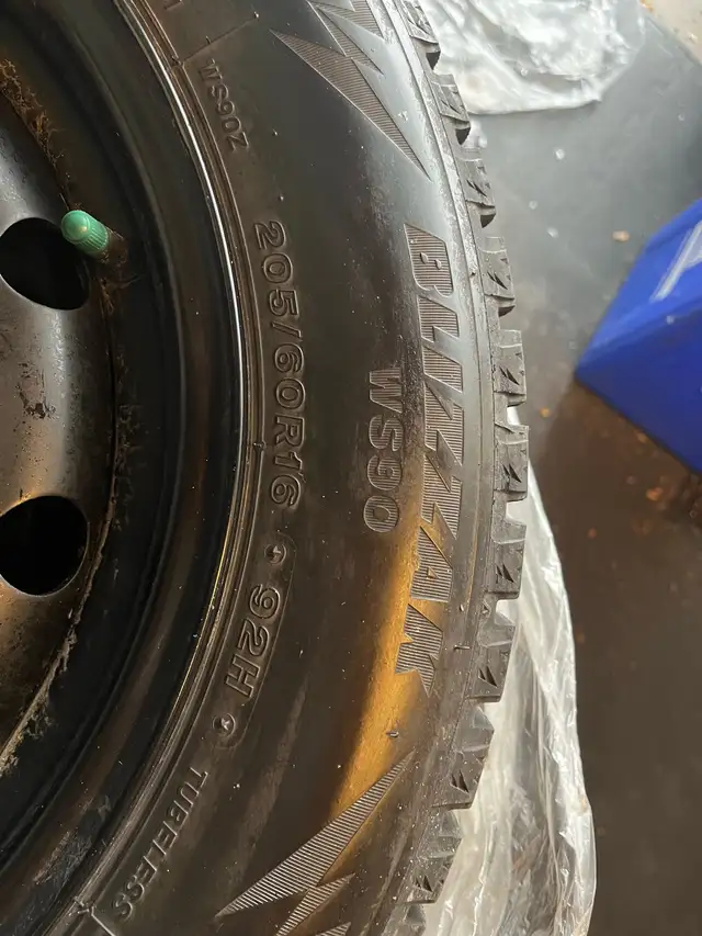 205/60/16’ Winter Tires with rims - 4 tires in Tires & Rims in Oshawa / Durham Region - Image 3