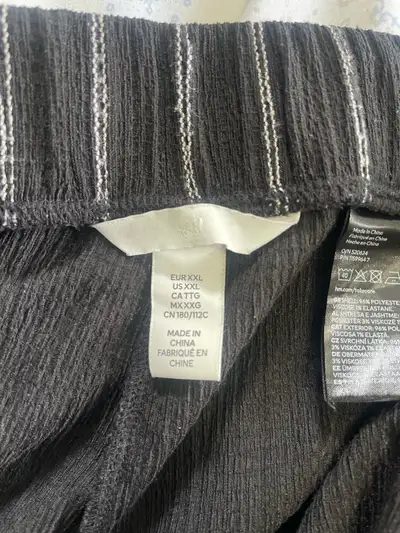 women’s plus size XXL H & M pants, View more