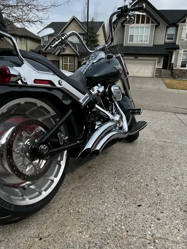2020 Harley-Davidson Fatboy in Street, Cruisers & Choppers in Calgary - Image 8