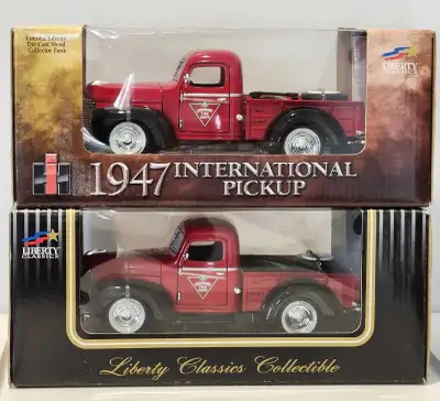 1947 International Pickup Truck 1:24 diecast coin bank. , View more