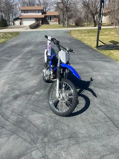 Selling my 2021 TTr125LE. Got to small for me. One owner. Aftermarket Tire (MX53 tire + inter Michel...