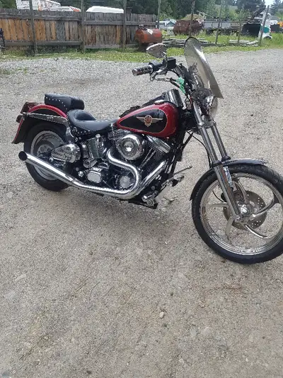 1990 FXSTC Heritage Softail Custom. 1340 CC Evo Cruiser. Chrome custom 2 into 1 exhaust system, 5-sp...