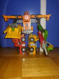 100% Complete 2001 Robot In Disguise. Combiner "Landfill"
