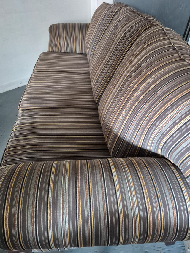 3 seater sofa in Couches & Futons in Ottawa - Image 3