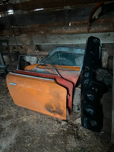 Driver and passenger doors - $250 Rear differential with mounting bracket - $300 Driver and passenge...