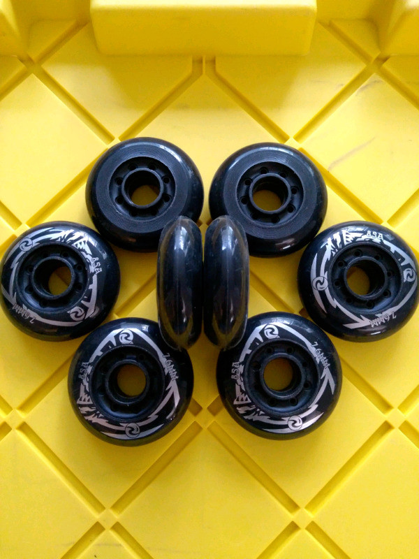 Hockey rollerblade Inline skate black wheels 76 mm – 85a in Other in City of Toronto