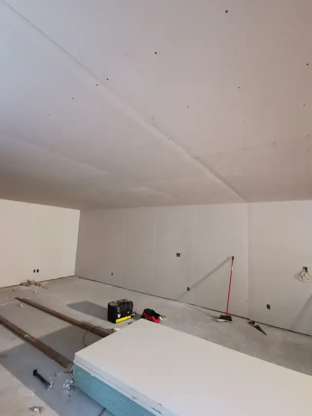 renovation services drywall,framing,flooring,tape,mud,painting in Renovations, General Contracting & Handyman in Winnipeg - Image 6