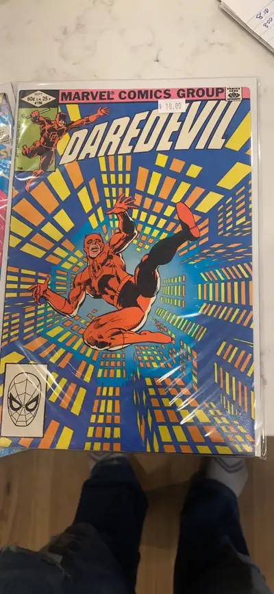 3 daredevil comics These are not mint 127 $10 178 $15’ 186 $15 Local pick up