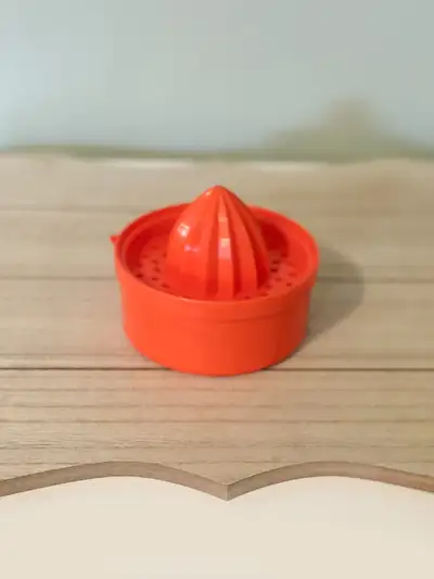 Vintage 1960 Presse-Agrumes Manuel en Plastique Orange Sunkist, View more
