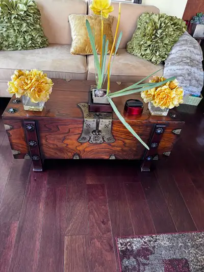 Korean Blanket Chest no delivery pick up only, View more