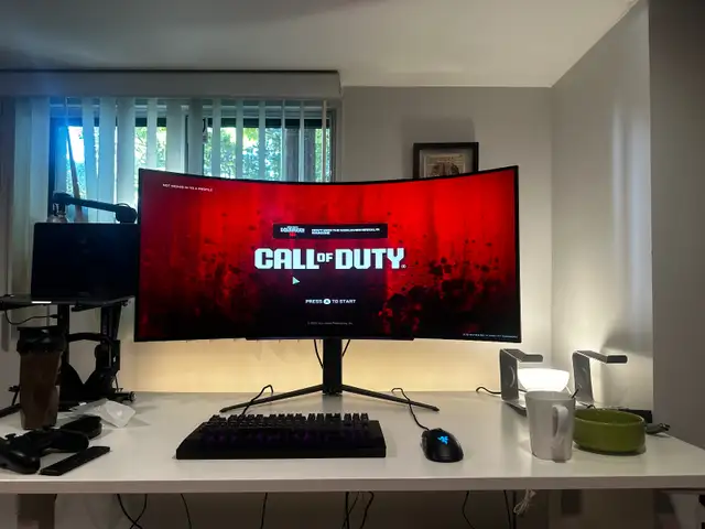 Gaming monitor in Monitors in City of Montréal - Image 2