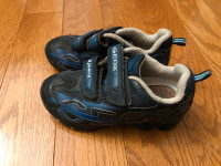 Geox size 10 running shoes