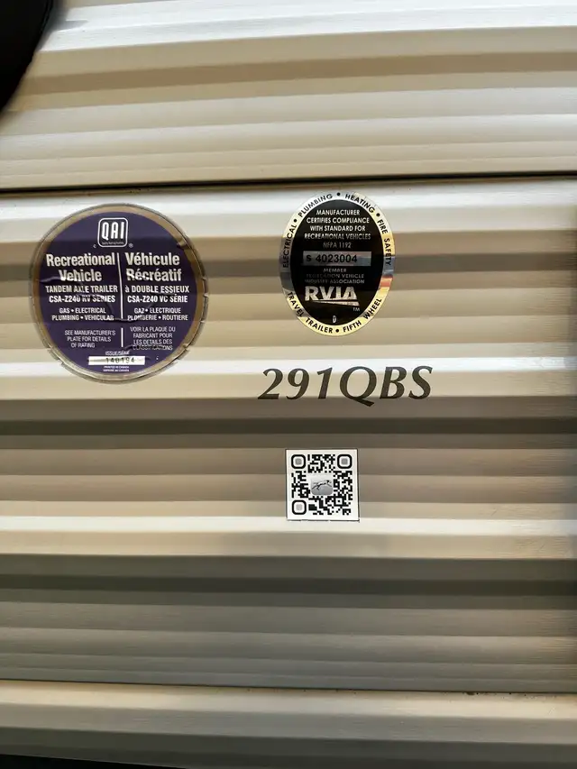 Coachman Catalina SBX 291QBS in Travel Trailers & Campers in Prince George - Image 3