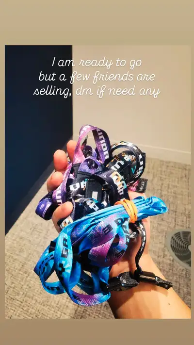 Selling my last 1x Sunday Vip (Shared but can register your name) at only 3xx. Ready to pick up in D...