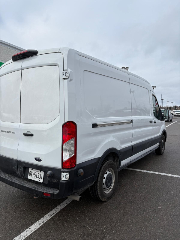 PRIVATE SELLER - 2020 Ford Transit Cargo Van T-250 Med Rf AWD in Cars & Trucks in Markham / York Region - Image 4