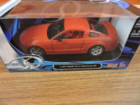 Maisto Special Edition 1:24 2006 Ford Mustang GT ~ Red