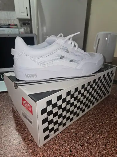 Vans white with box new size 10, View more