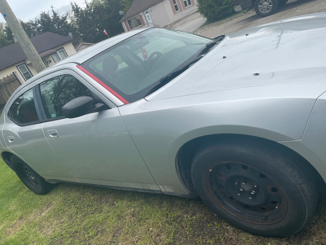 2007 Dodge charger in Cars & Trucks in Windsor Region - Image 3